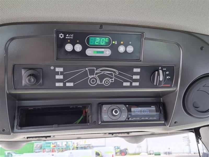 CLAAS Jaguar 980 + Orbis 900 Forage harvesters
