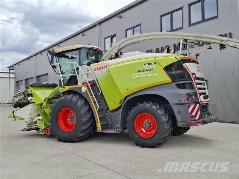 CLAAS Jaguar 980 + Orbis 900 Forage harvesters