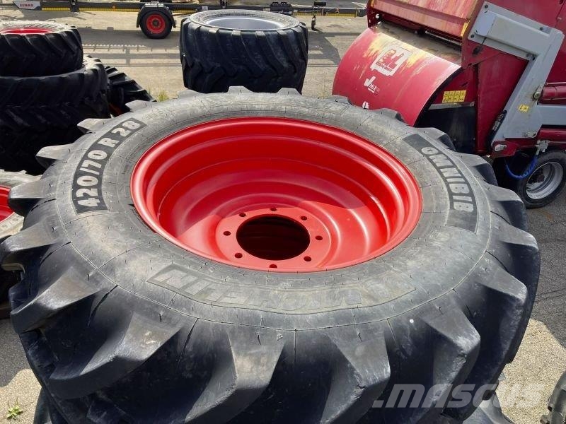 CLAAS KRS 420/70 R28 + 600/65 R38 Roti