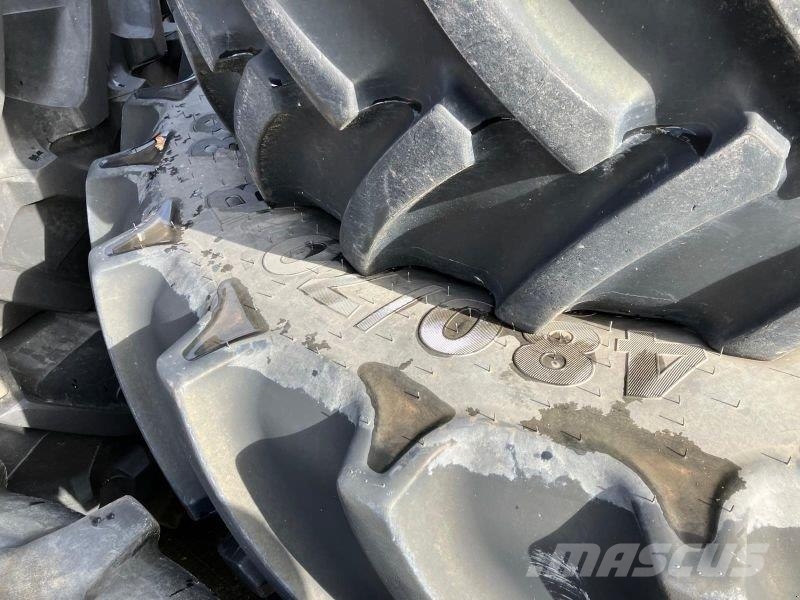 CLAAS KRS 440/65R28 480/70R38 MITAS الإطارات والعجلات والحافات