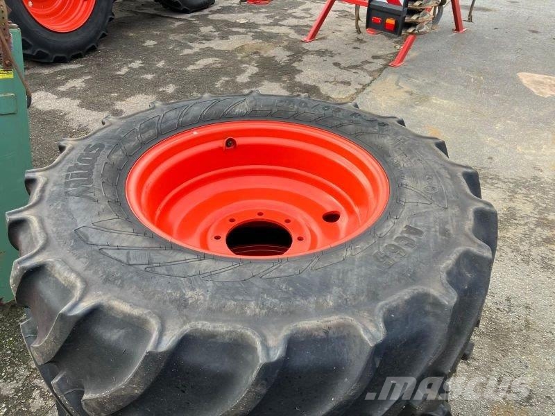 CLAAS KRS 540/65R28 650/65R38 MITAS الإطارات والعجلات والحافات