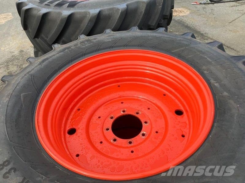 CLAAS KRS 540/65R28 650/65R38 MITAS الإطارات والعجلات والحافات