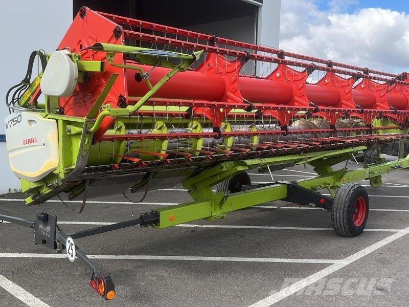 CLAAS Lexion 660 Moissonneuse batteuse