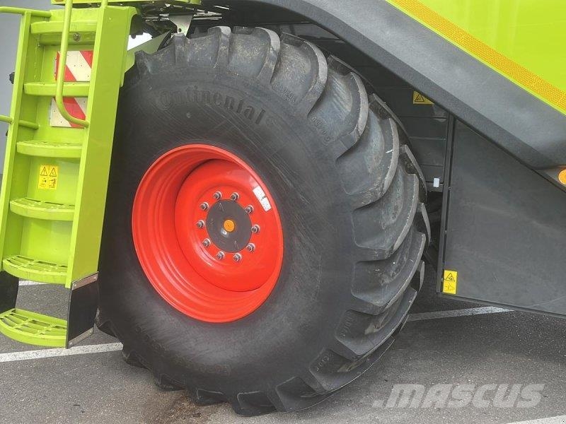 CLAAS Lexion 660 Moissonneuse batteuse