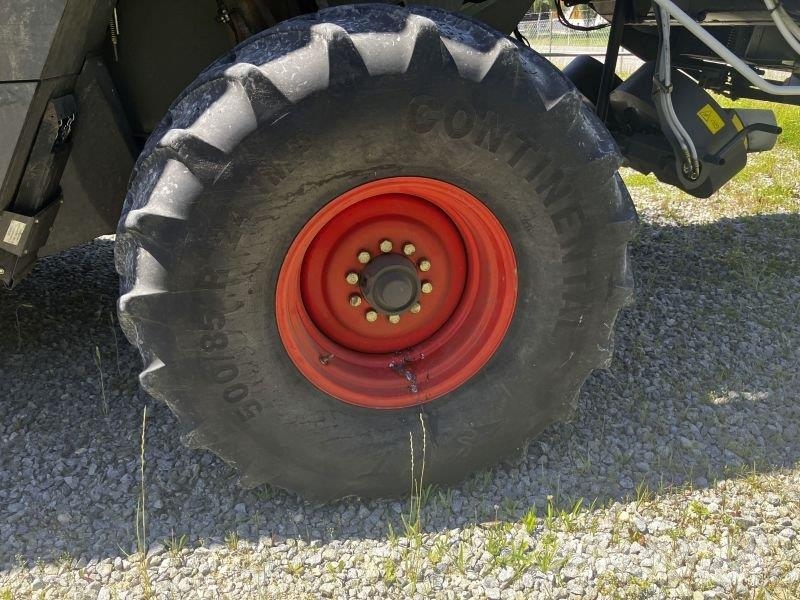 CLAAS LEXION 670 + VARIO 750 Mietitrebbiatrici