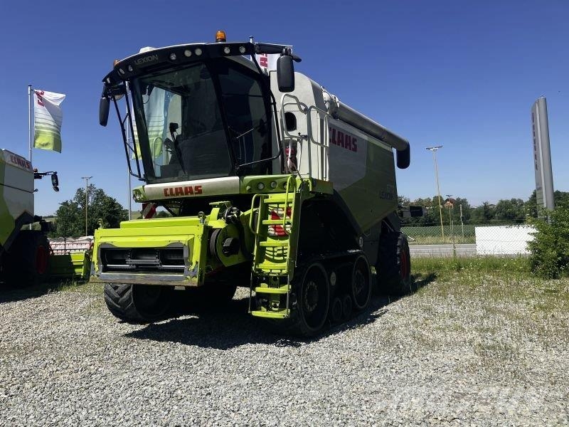 CLAAS LEXION 670 + VARIO 750 Mietitrebbiatrici