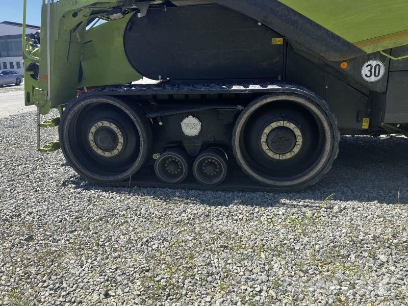 CLAAS LEXION 670 + VARIO 750 Mietitrebbiatrici