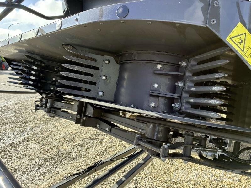 CLAAS LEXION 7500 V930 CEMOS-AUTO+ Moissonneuse batteuse