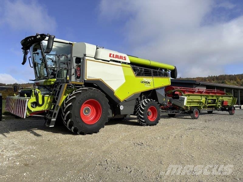 CLAAS LEXION 7500 V930 CEMOS-AUTO+ Moissonneuse batteuse