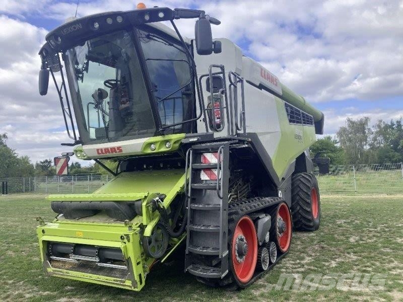CLAAS LEXION 8700 TT Mähdrescher