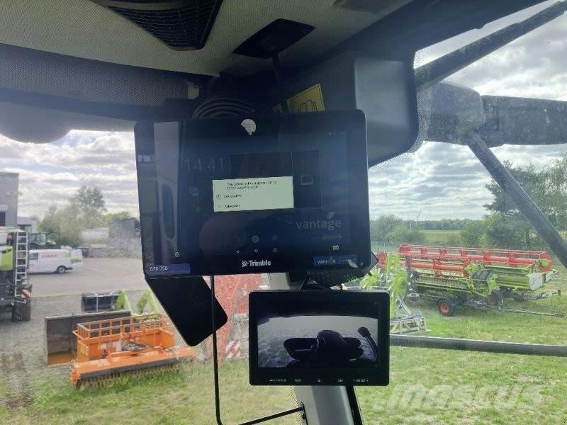 CLAAS LEXION 8700 TT Mähdrescher