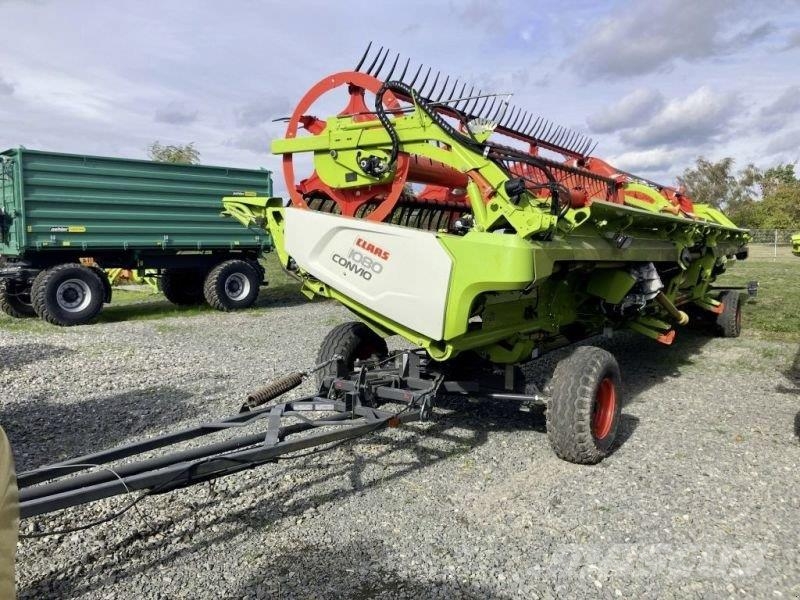 CLAAS LEXION 8700 TT Mähdrescher
