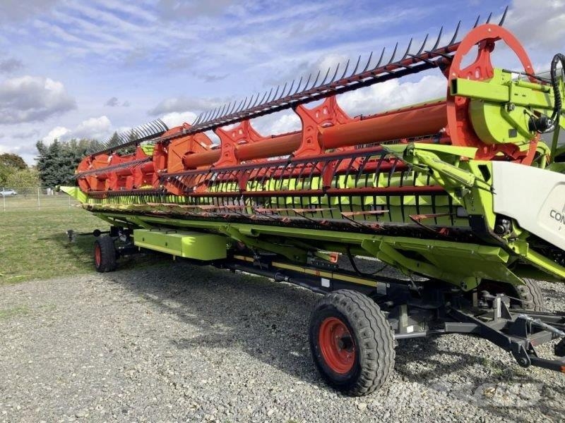 CLAAS LEXION 8700 TT Mähdrescher