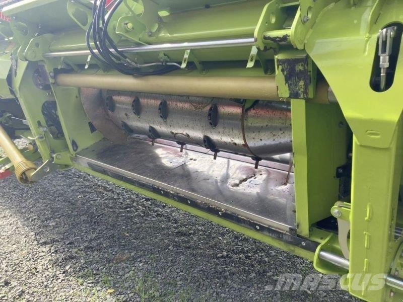 CLAAS LEXION 8700 TT Mähdrescher