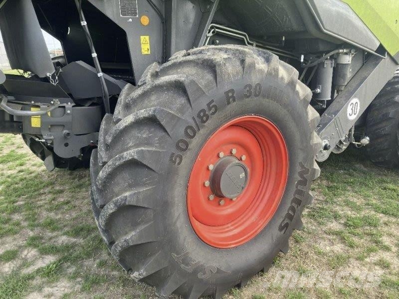 CLAAS LEXION 8700 TT Mähdrescher