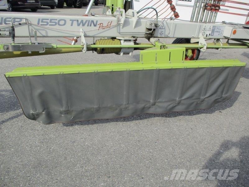 CLAAS LINER 1550 TWIN PROFI #624 堆草機
