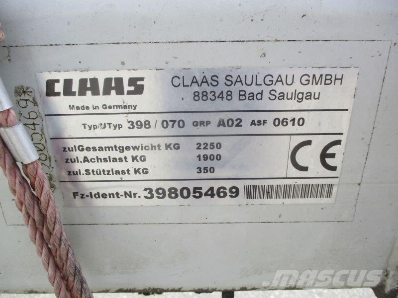 CLAAS LINER 1550 TWIN PROFI #624 堆草機