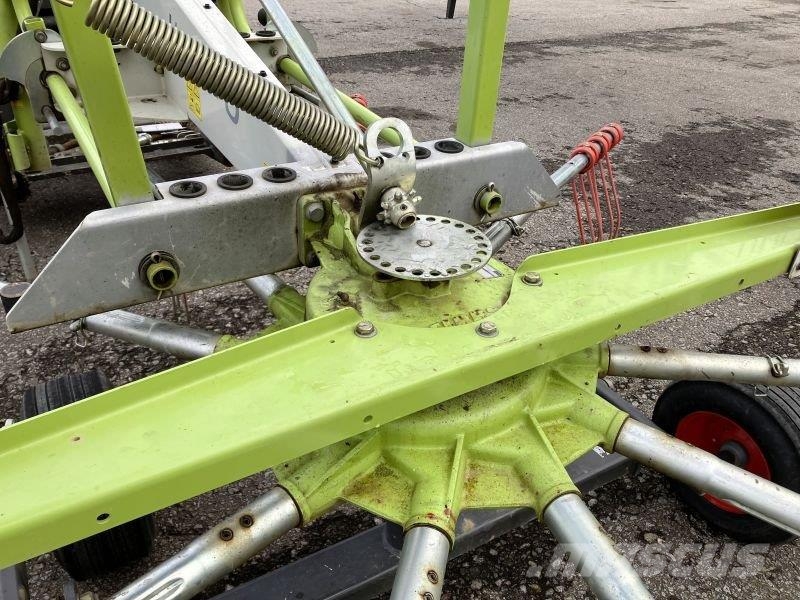 CLAAS LINER 370 Zgrabljalniki