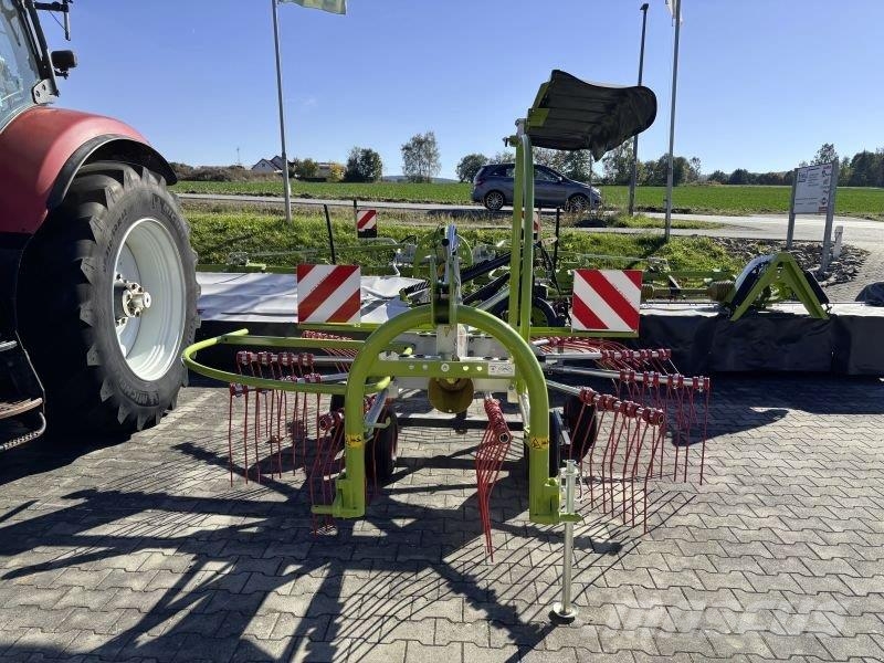 CLAAS LINER 370 TANDEM Schwader