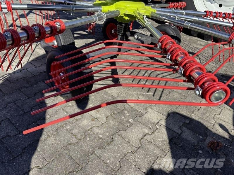 CLAAS LINER 370 TANDEM Schwader