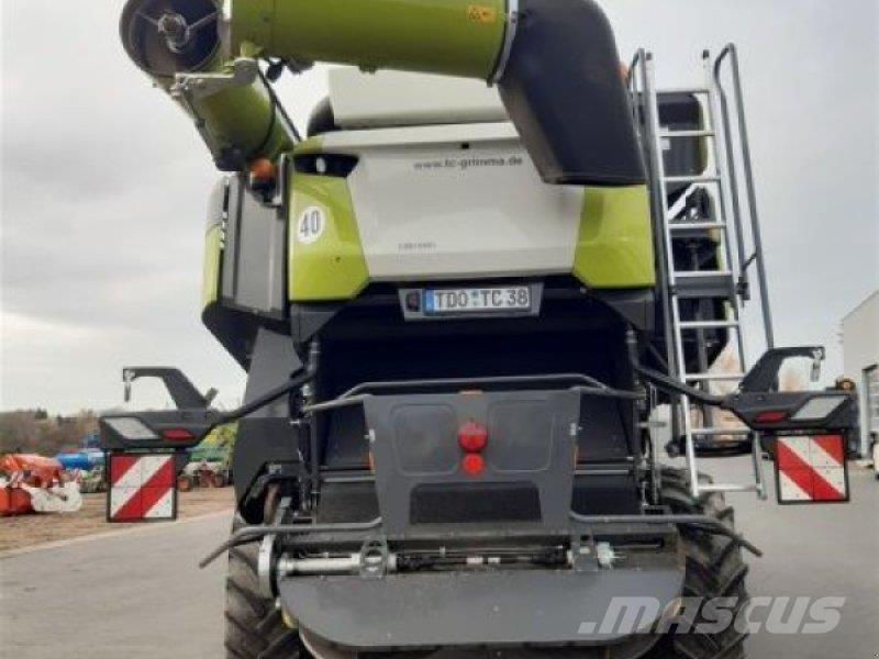 CLAAS MÄHDRESCHER LEXION 8700TT Combine harvesters