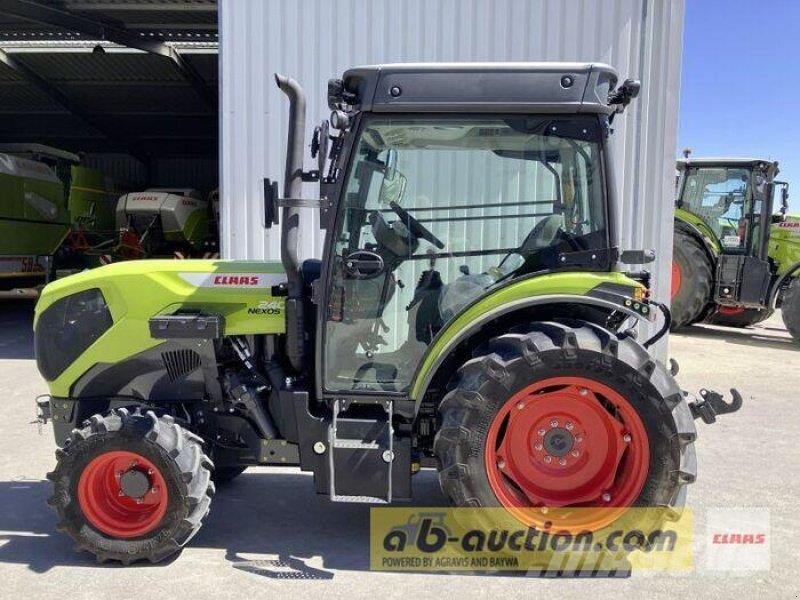 CLAAS NEXOS 240 S ADVANCED Τρακτέρ