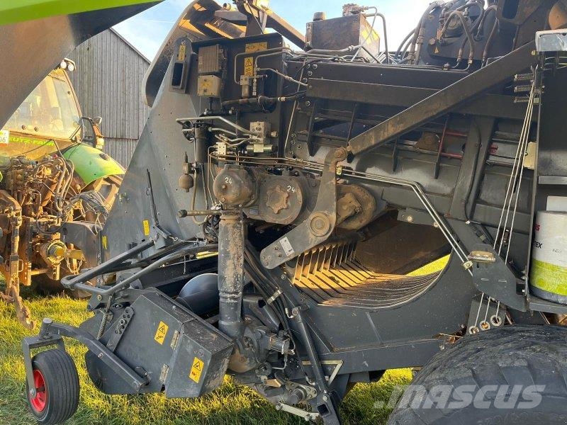 CLAAS Quadrant 3200 RC Quaderpressen