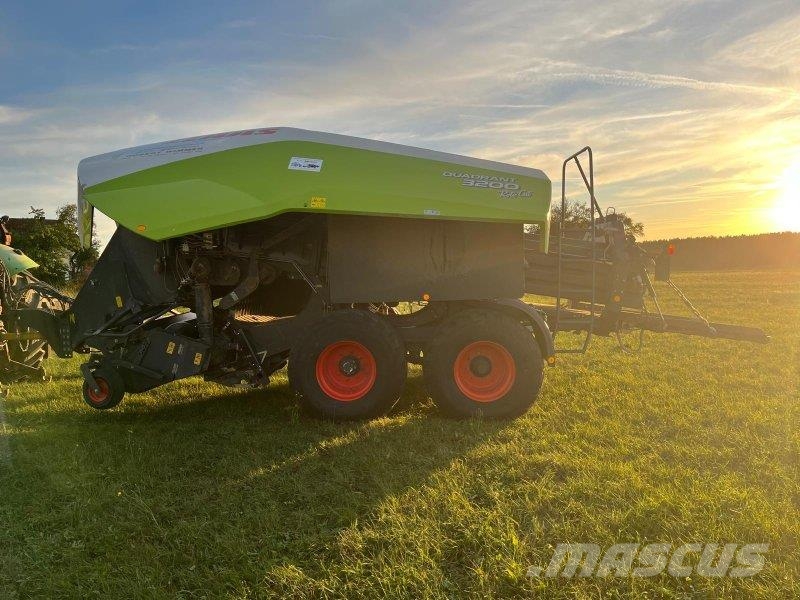 CLAAS Quadrant 3200 RC Quaderpressen