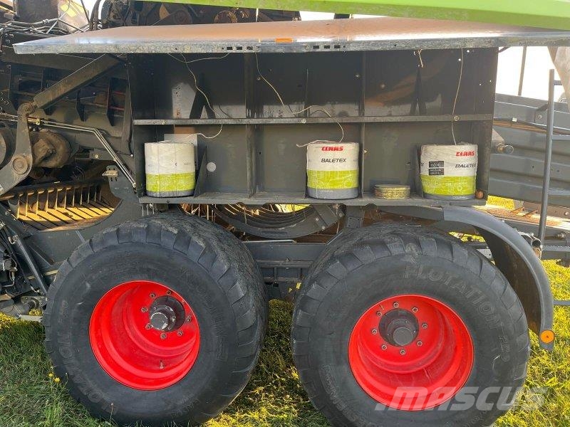 CLAAS Quadrant 3200 RC Quaderpressen