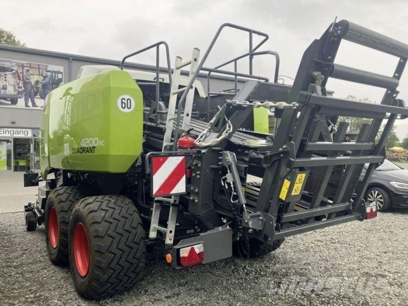 CLAAS QUADRANT 4200 RC Balirke (kvadratne bale)