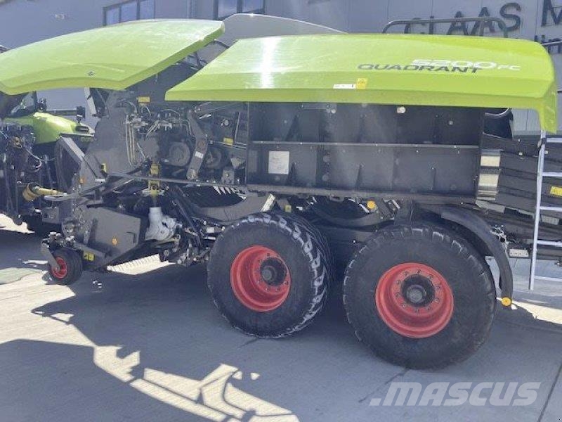 CLAAS QUADRANT 5200 FC TANDEM محزمات مربعة