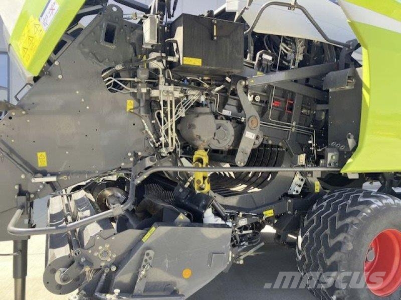 CLAAS QUADRANT 5200 FC TANDEM محزمات مربعة