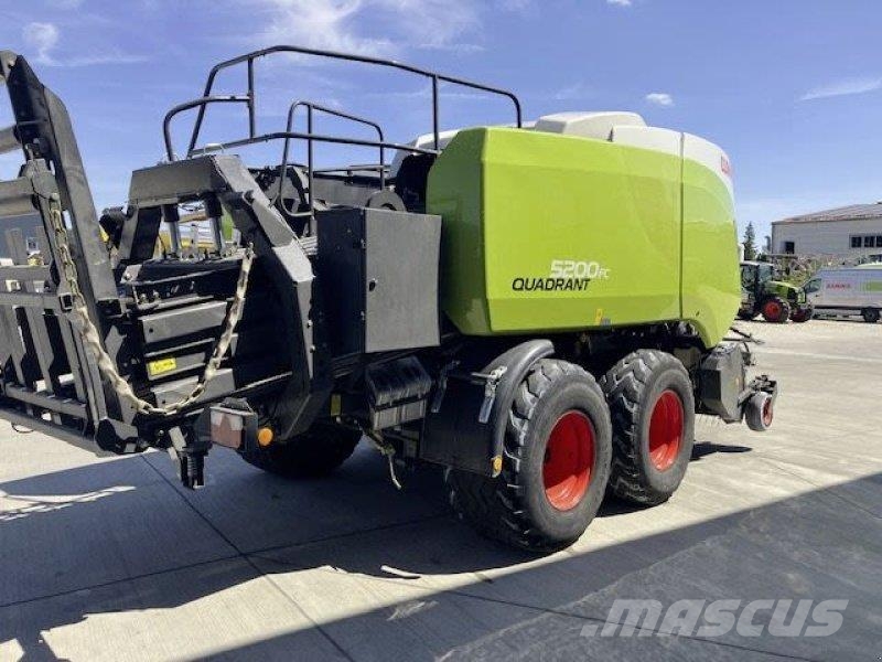 CLAAS QUADRANT 5200 FC TANDEM محزمات مربعة