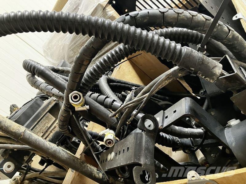 CLAAS REIFENDRUCKREGELANLAGE 曳引機