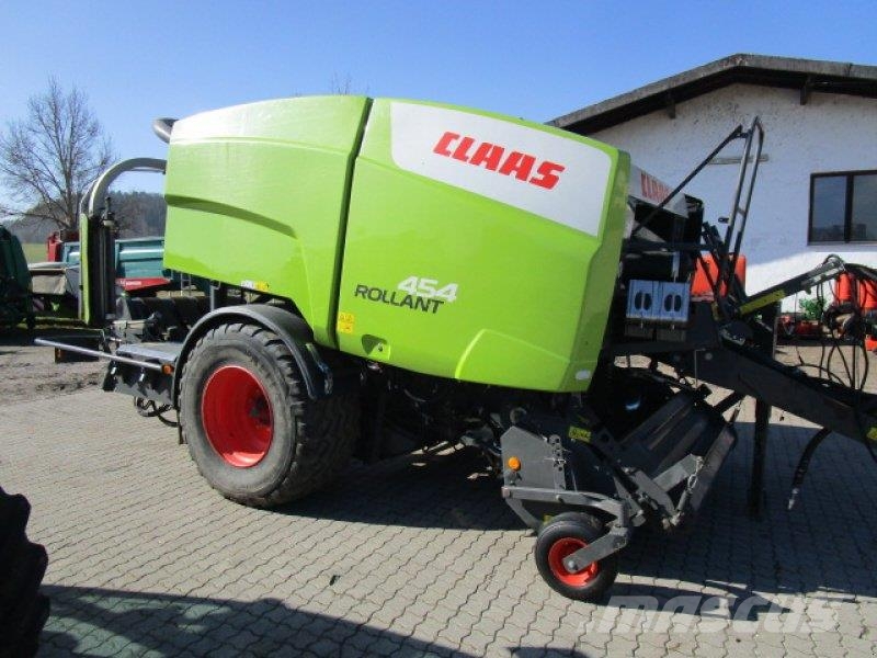 CLAAS Rollant 454 Rituļu ietinēji