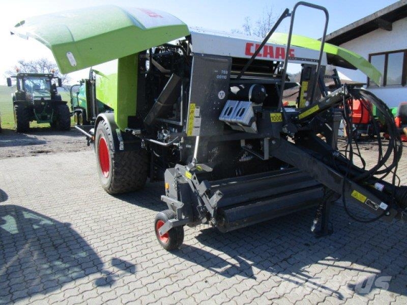 CLAAS Rollant 454 Rituļu ietinēji