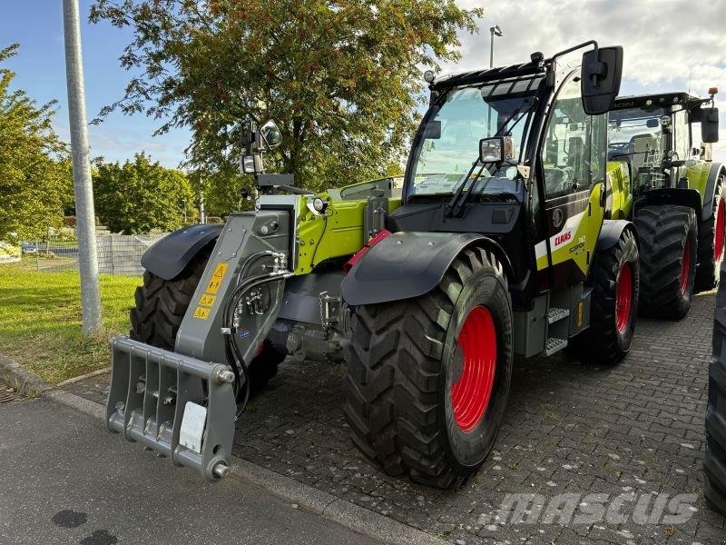 CLAAS SCORPION 742 VARIPOWER مناولات متداخلة