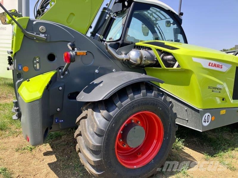 CLAAS SCORPION 960 VARIPOWER 2 + مناولات متداخلة