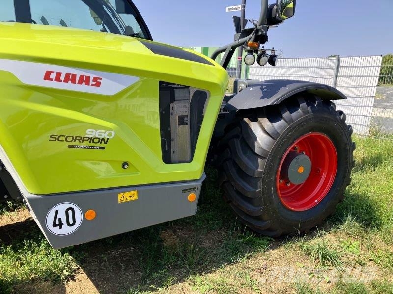 CLAAS SCORPION 960 VARIPOWER 2 + مناولات متداخلة