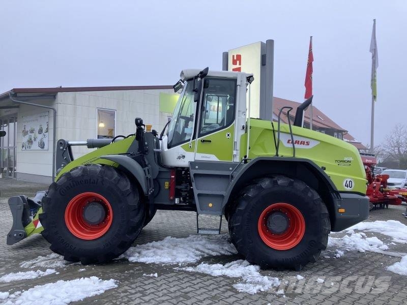 CLAAS TORION 1611 P لوادر بعجل