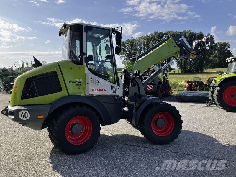 CLAAS TORION 738 T SINUS Фронтальные погрузчики