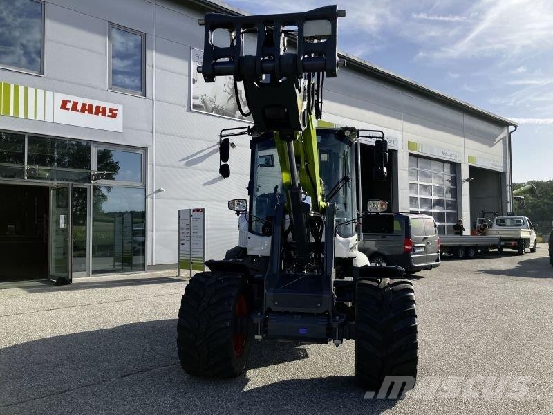 CLAAS TORION 738 T SINUS Фронтальные погрузчики