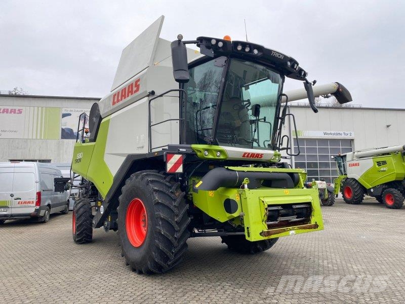 CLAAS Trion 530, günstige Finanzierung Combine harvesters