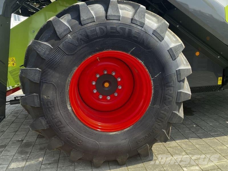 CLAAS TRION 540 حصادات
