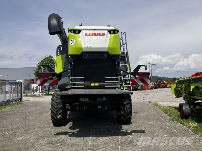 CLAAS TRION 540 حصادات