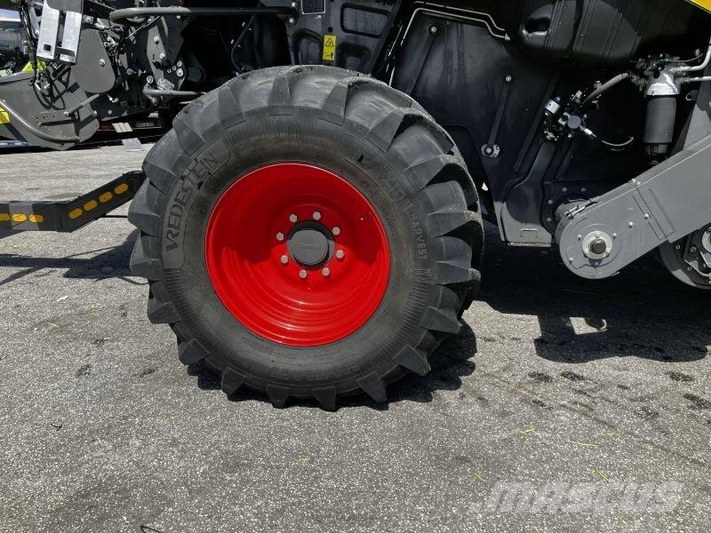 CLAAS TRION 740 TT MIT V 770 Θεριζοαλωνιστικές μηχανές