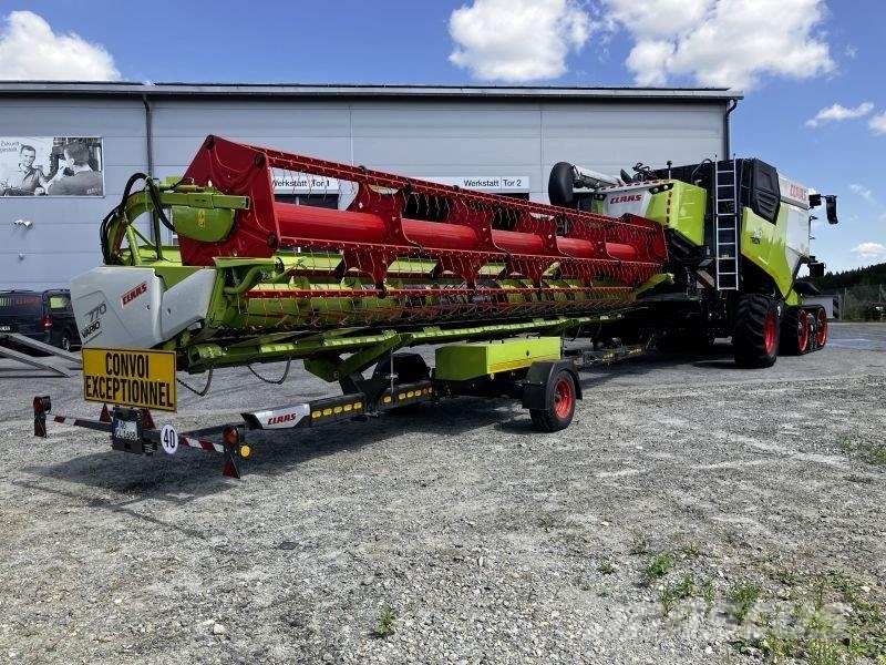 CLAAS TRION 740 TT MIT V 770 Θεριζοαλωνιστικές μηχανές