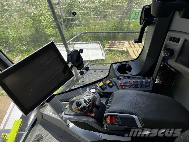 CLAAS TRION 740 TT MIT V 770 Θεριζοαλωνιστικές μηχανές