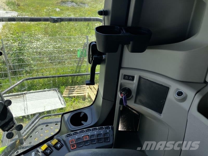 CLAAS TRION 740 TT MIT V 770 Θεριζοαλωνιστικές μηχανές