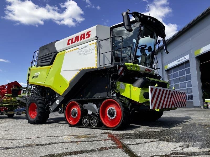 CLAAS TRION 740 TT MIT V 770 Θεριζοαλωνιστικές μηχανές